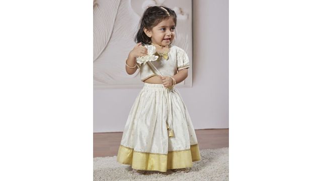 VASTRAMAY Girls Thread Work Ready to Wear Lehenga & choli