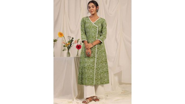 anayna Women Floral Embroidered Chikankari Anarkali Kurta