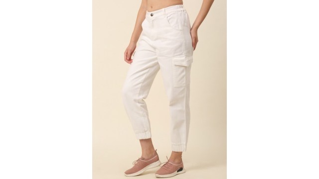plusSWomen White Low Distress Regular Fit Mid-Rise Stretchable Cotton Jeans