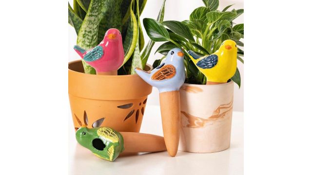 4 Pack Self Watering Bird Shaped Globes