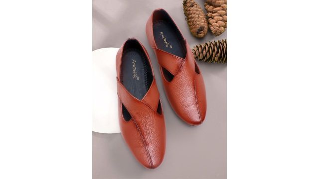 ARAMISH Men Ethnic Leather Shoe-Style Sandals