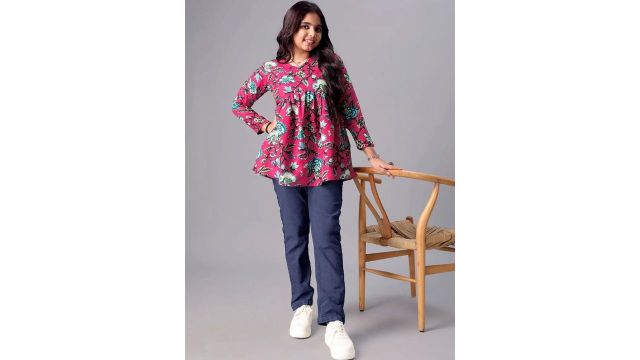 Aarya Designer Floral Printed V-Neck Pure Cotton Kurti