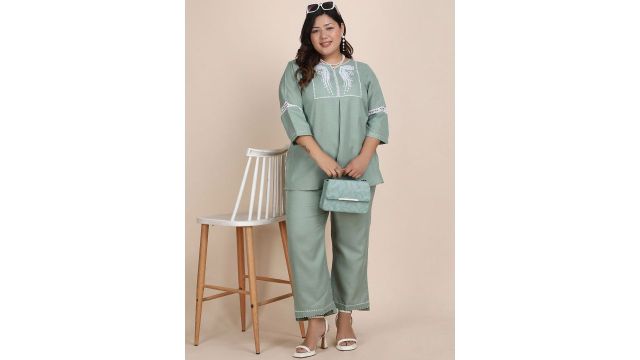 Bani Women Embroidered Plus Size Round Neck Tunic With Trouser Co-Ords