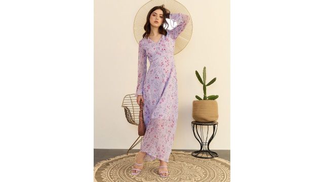 Berrylush Floral Printed Bell Sleeve Chiffon A-Line Maxi Dress