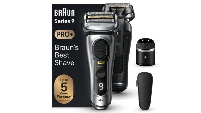 Braun Series 9 Pro 9467CC Wet & Dry Shaver with Leather Travel Case - Silver-Toned