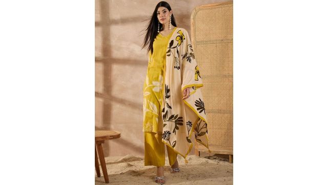 CHETI Women Floral Printed Cotton Kurta with Palazzo & Dupatta