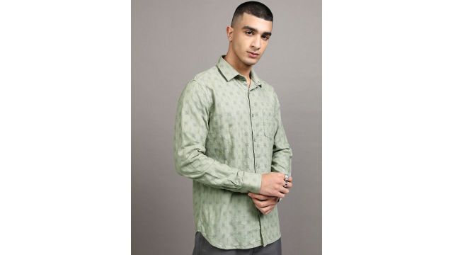 HIGHLANDER Men Dobby Textured Solid Casual Shirt