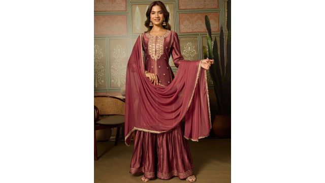 House of Pataudi Women Ethnic Motifs Embroidered Kurti with Sharara & Dupatta