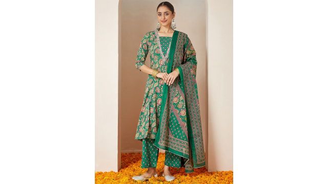 Janasya Women Dark Green Floral Printed Yoke Embroidered A-line Pure Cotton Kurta Set