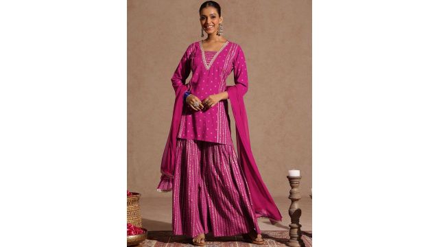 Janasya Women Ethnic Motifs Embroidered Regular Gotta Patti Kurti with Sharara & With Dupatta