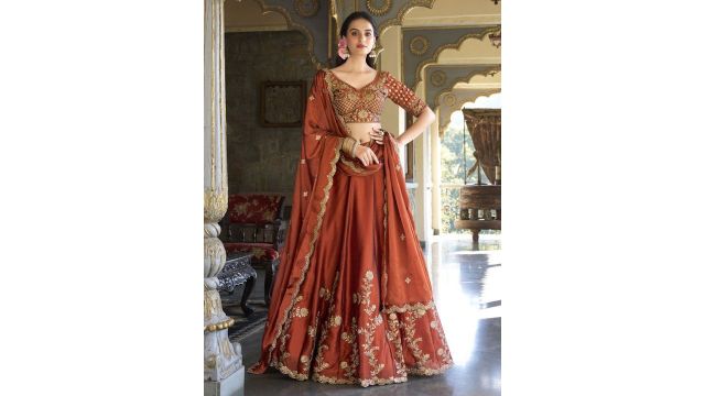 LOOKNBOOK ART Embroidered Ready To Wear Silk Lehenga