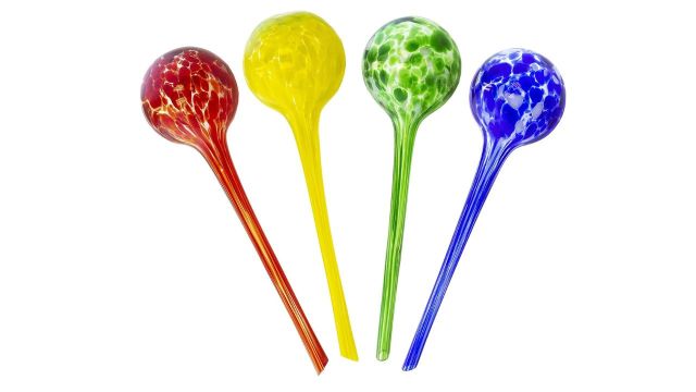 Maxam Wyndham House 4 Piece Watering Globe Set