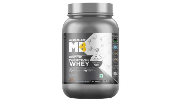 MuscleBlaze Biozyme Performance Rich Chocolate Whey Protein Powder 1kg