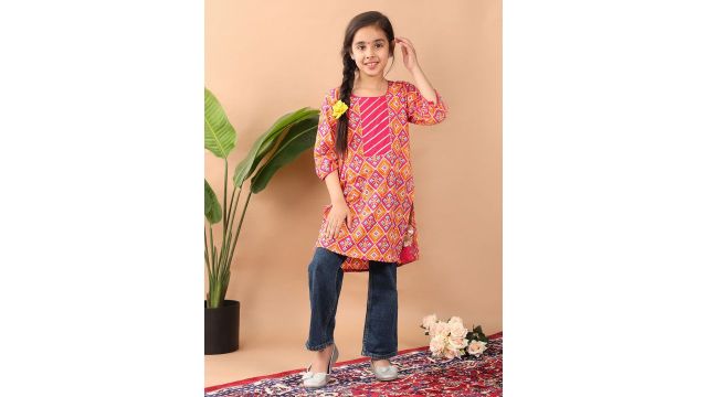 Sangria Girls Floral Printed Pure Cotton Kurti