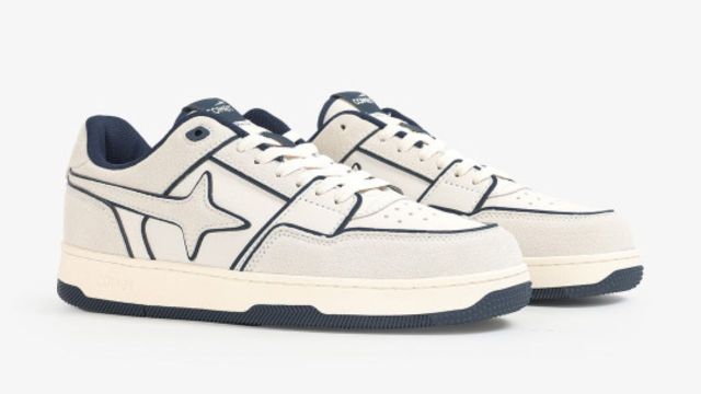 Comet Unisex X Lows Polaris Sneakers