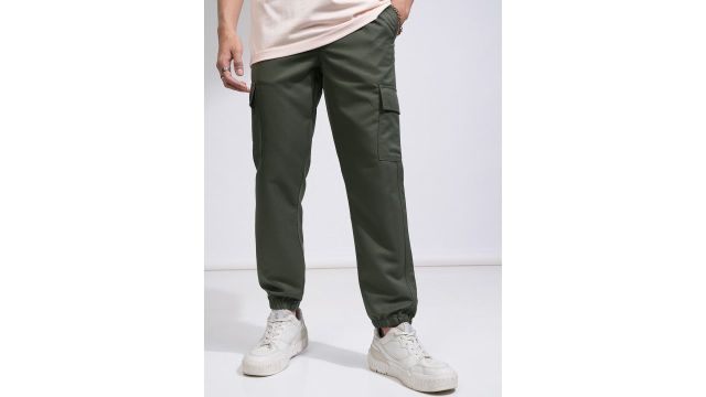 HIGHLANDER Men Cargo Style Joggers