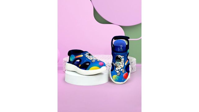 KazarMax Boys Navy Blue & Black Printed Comfort Sandals