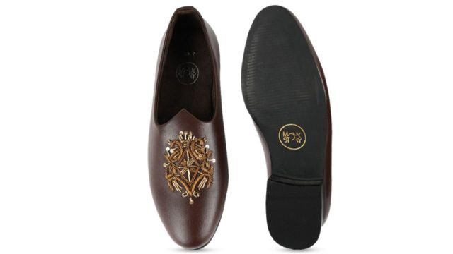 MONKSTORY Men Textured Embellished Comfort Insole Mojaris