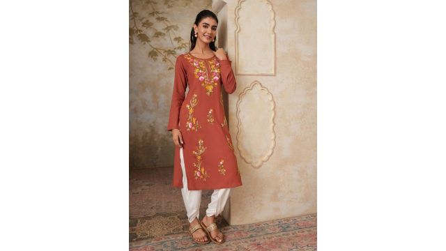 QAZMI Sahar Aari Work Viscose Rayon Full Sleeves Slim Fit Straight Kurta