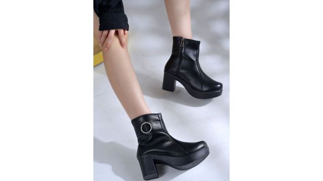 The Shoetopia Women Round Toe Zipper Ankle-Length Regular Boots