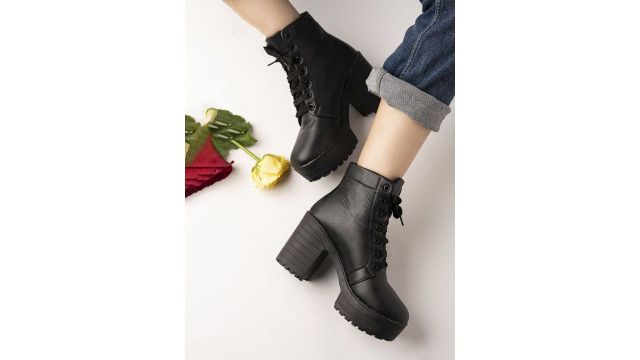The Stylestry Women Casual Block-Heeled Chunky Boots