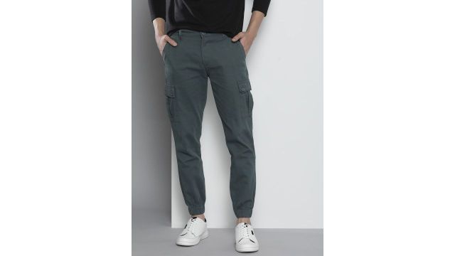The Indian Garage Co Men Grey Slim Fit Cargos Trousers