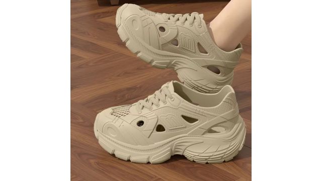 heavy-sole EVA sneakers