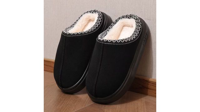 solid-color couple slippers from ZOSIVC