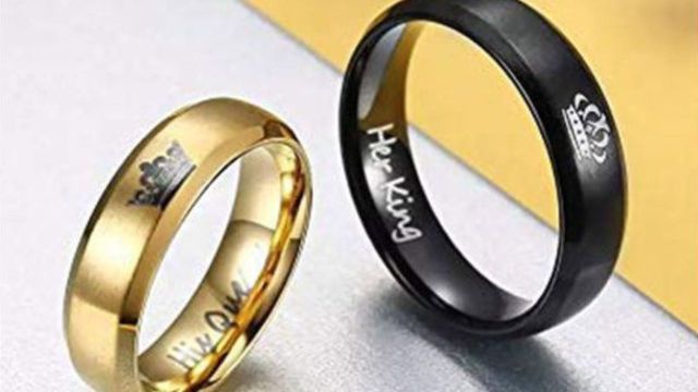 Top Engraved Gold Rings to explore