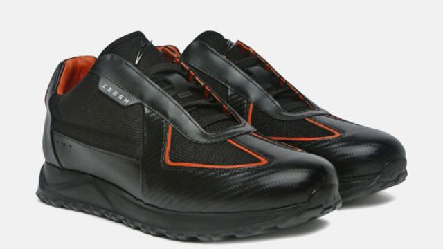 ZEESH Men Textured Lightweight Leather Sneakers