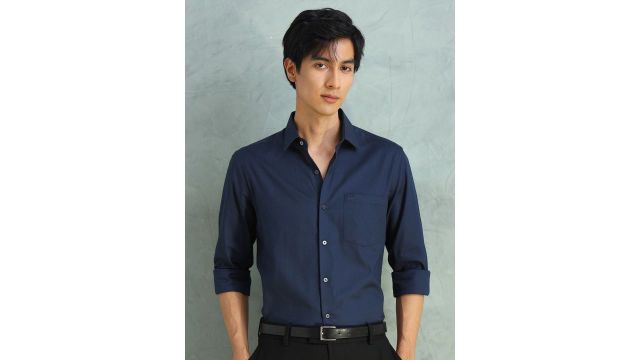 Arrow Men Navy Blue Manhattan Slim Fit Formal Shirt