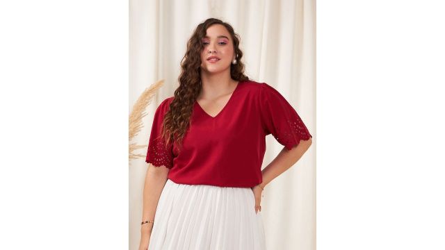 Berrylush Curve Plus Size V-Neck Puff Sleeves Cut-Out Schiffli Regular Top