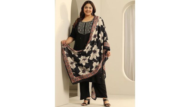 EXTRA LOVE BY LIBAS Plus Size Floral Embroidered Thread Work Kurta With Trousers & Dupatta