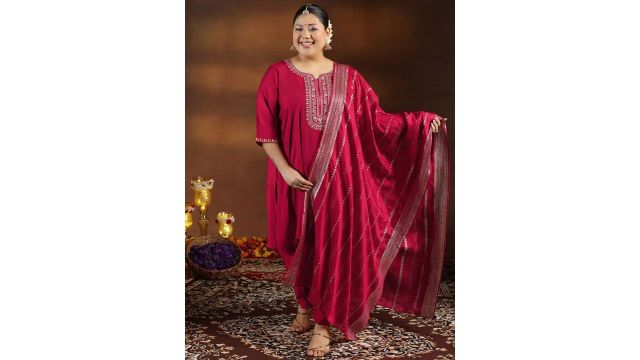 EXTRA LOVE BY LIBAS Women Plus Size Floral Yoke Design Sequinned Kurta Trousers Dupatta