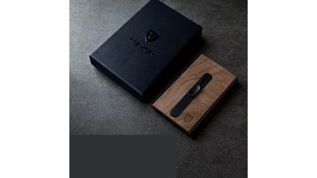 LORZOR Men’s Slim Metal Wallet