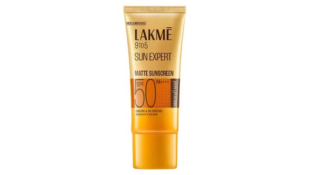 Lakme Sun Expert Ultra Matte Lotion SPF 50 PA+++