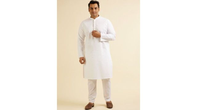 Manyavar Plus Size Mandarin Collar Long Sleeves Straight Kurta with Pyjamas