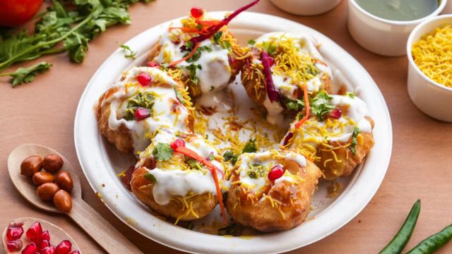 Evening Cravings Sorted: Pani Puri at Your Doorstep