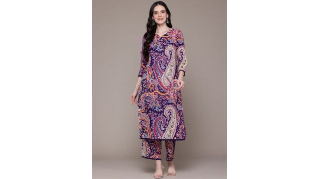 PHYSIL Women Paisley Printed Cotton Kurta with Trousers