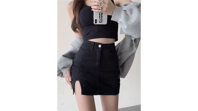 StyleCast Women Solid Straight Mini Skirt