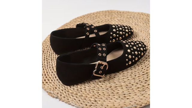 Women’s Flats with Sparkling Sequins