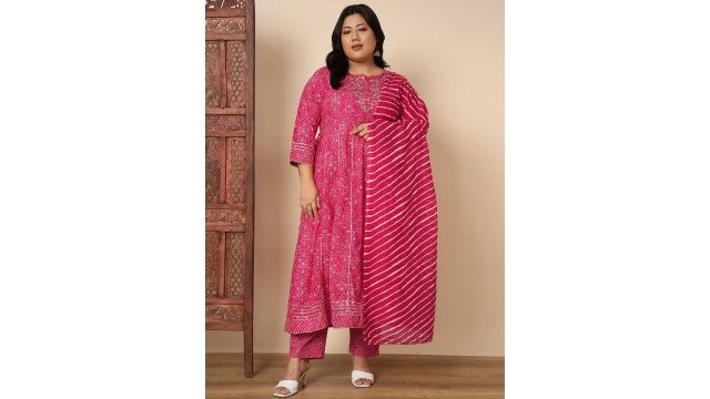 Vbuyz Plus Size Bandhani Printed Round Neck Anarkali Gotta Patti Kurta Set & Dupatta