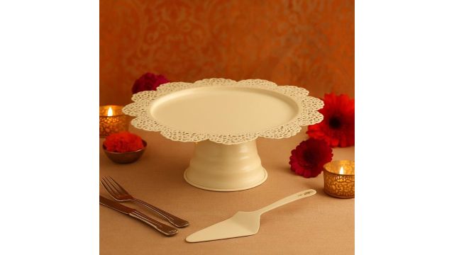 Elan Scallop Cake Stand
