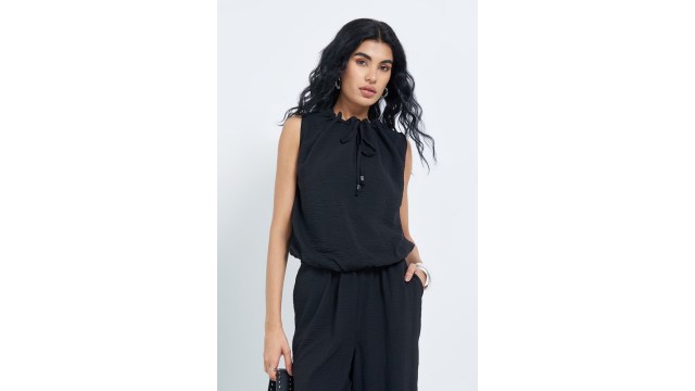 Honey Black Crush Textured Sleeveless Top