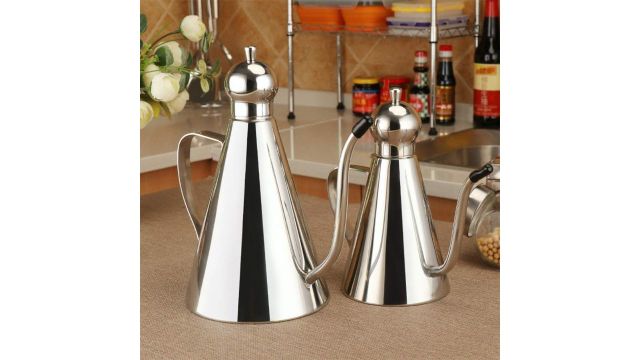 Olive Oil Storage Container and Dispenser