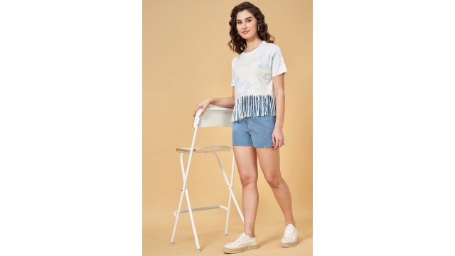 PEOPLE Light Blue Solid Above Knee Mid Rise Casual Women Relaxed Fit Shorts