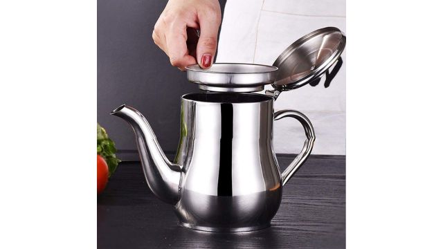 Stainless Steel Oil Can with Spout