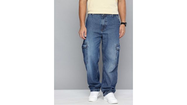 568 loose straight-fit jeans