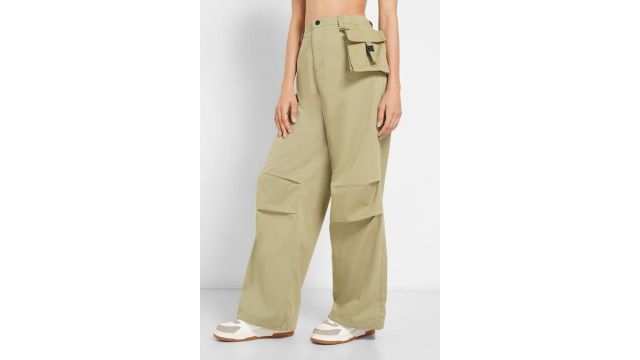 olive solid parachute pant