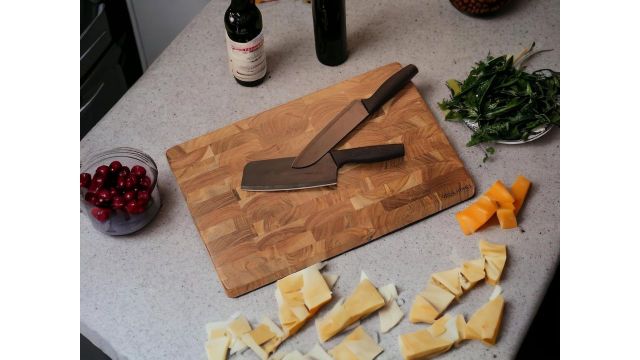 Vesta Homes Large Wooden Chopping Board